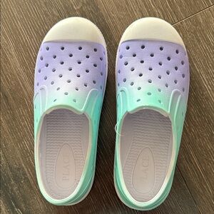 The Children's Place Aqua and Lavender Kids Water Shoes